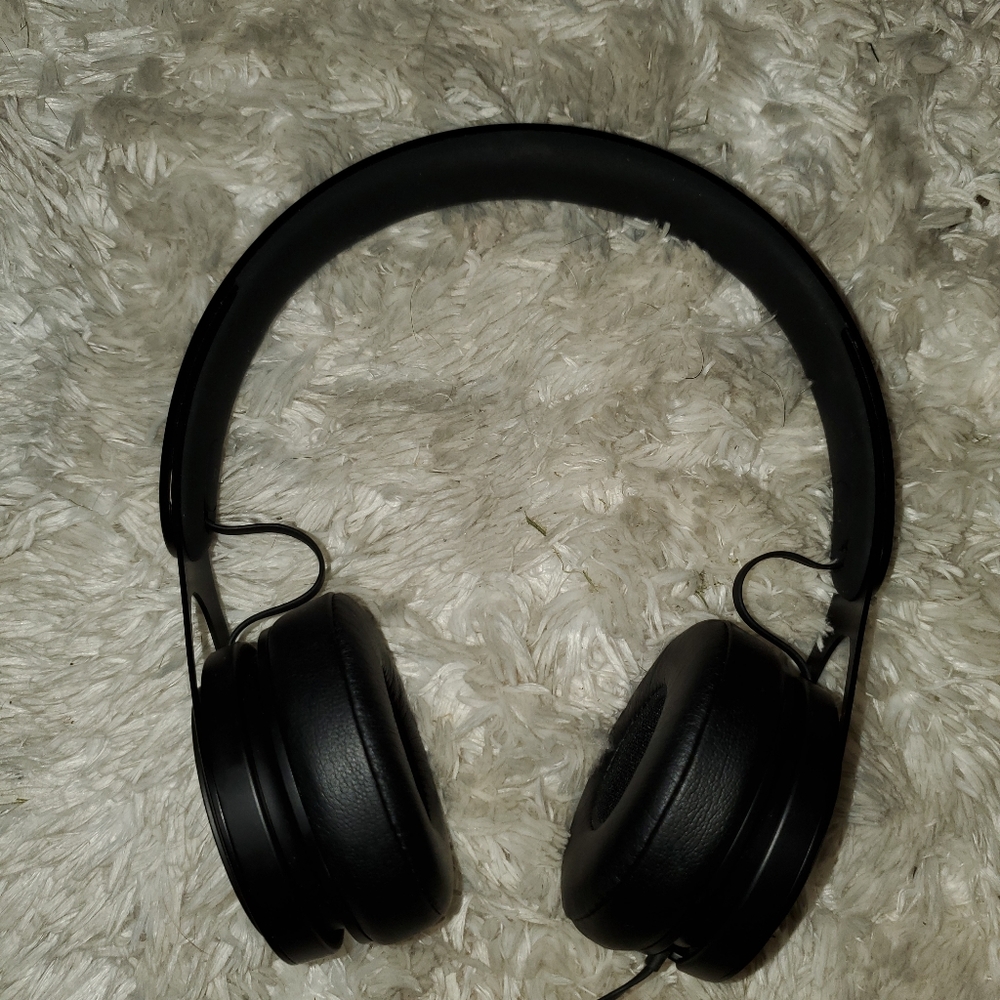 Beats EP - Picture 2 of 8